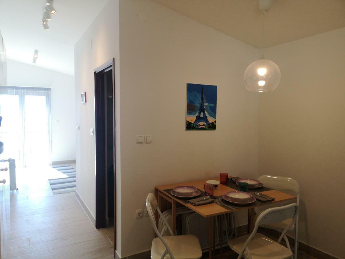 Apartman Studio Kod Ujevica Baska Voda Exterior photo